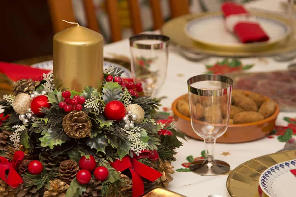 Bussey’s Florist has meticulously designed the most elegant Christmas Centerpieces to dress up your holiday feast